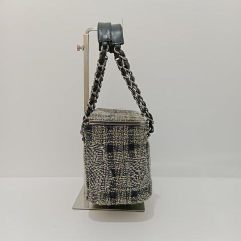 Large Product Preview Image 3