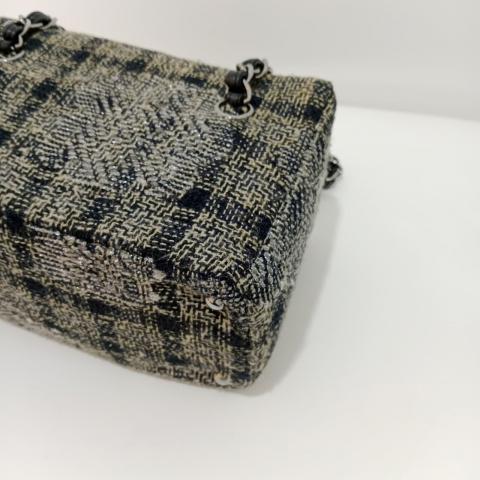 Large Product Preview Image 17