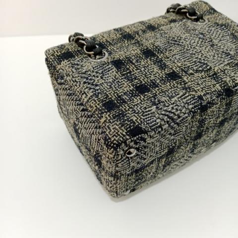 Large Product Preview Image 18