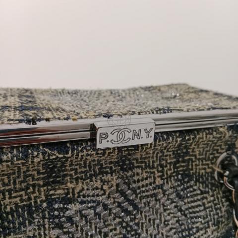 Large Product Preview Image 19