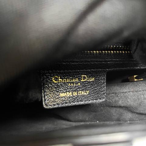 Large Product Preview Image 27