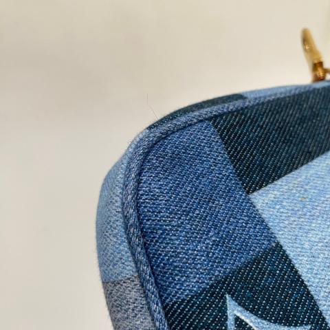 Large Product Preview Image 23