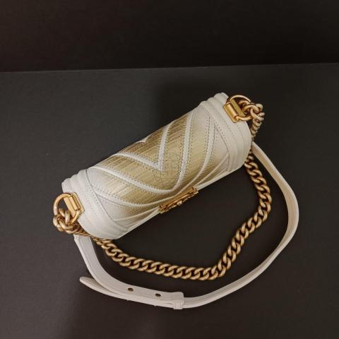 Large Product Preview Image 30