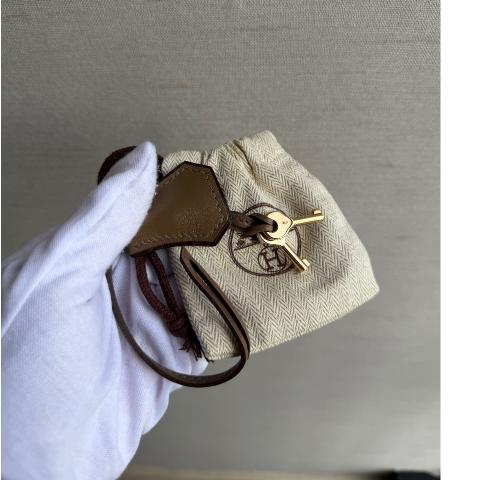 Large Product Preview Image 11