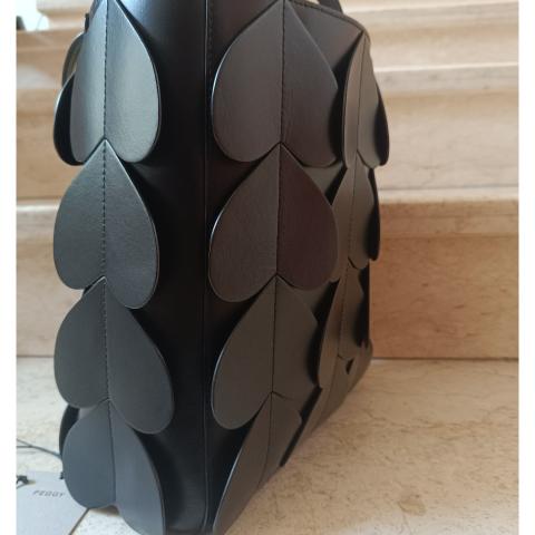 Large Product Preview Image 3