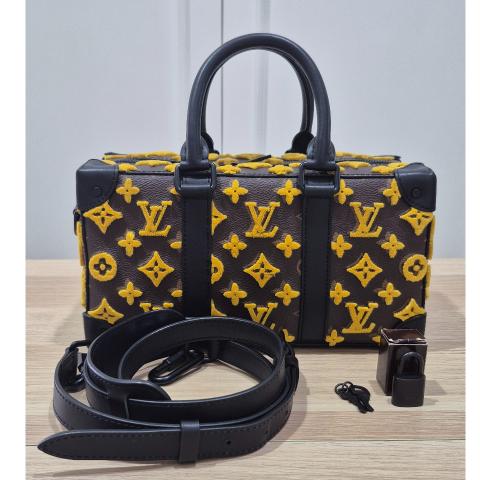 Large Product Preview Image 14