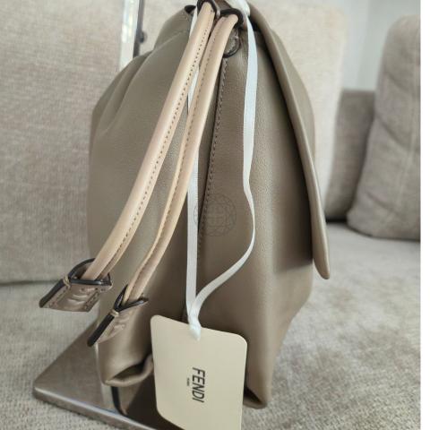 Large Product Preview Image 3