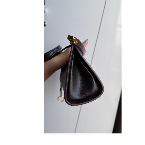 Large Product Preview Image 3