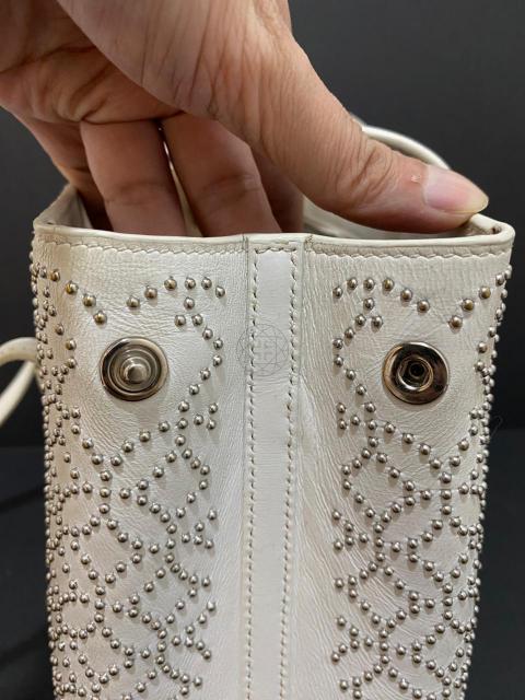 Large Product Preview Image 26
