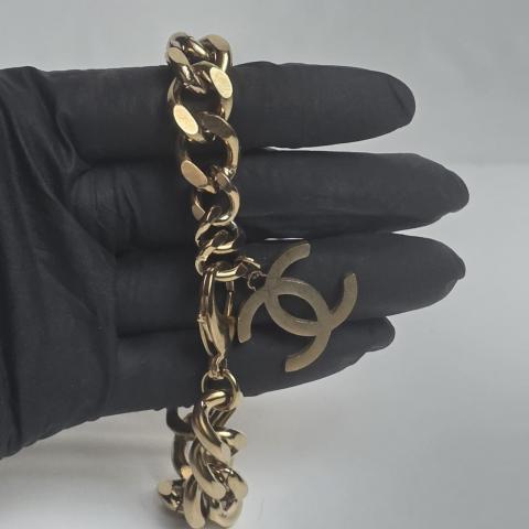 Large Product Preview Image 3