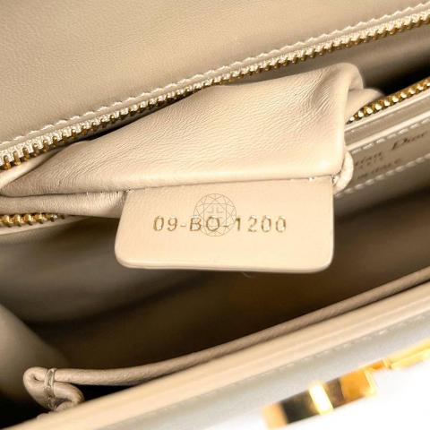 Large Product Preview Image 29