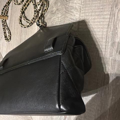 Large Product Preview Image 3