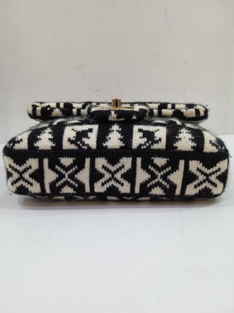 Large Product Preview Image 5