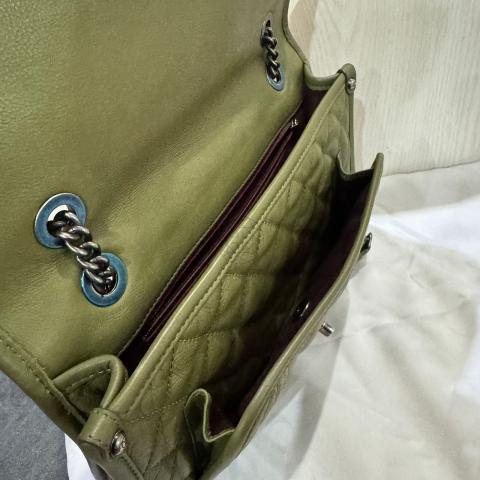 Large Product Preview Image 9