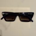 Small Product Preview Image 2