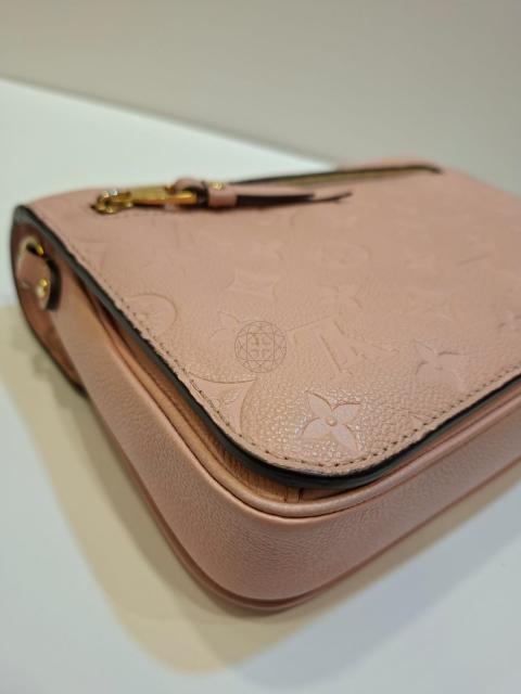 Large Product Preview Image 24