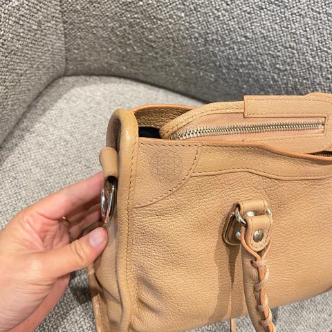 Large Product Preview Image 24