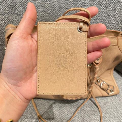 Large Product Preview Image 29