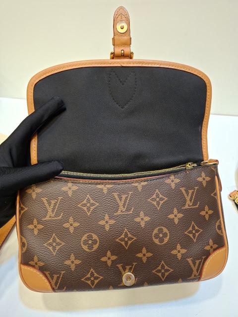 Large Product Preview Image 19