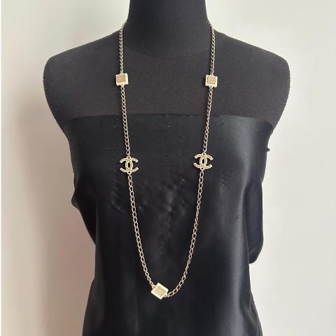 Large Product Preview Image 3