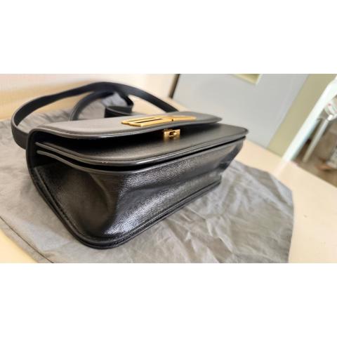 Large Product Preview Image 10