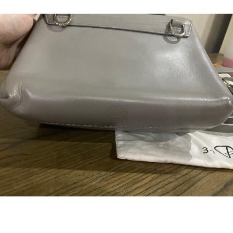 Large Product Preview Image 28