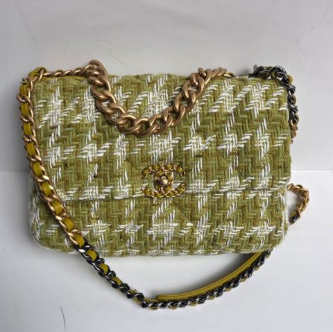 Large Product Preview Image 18