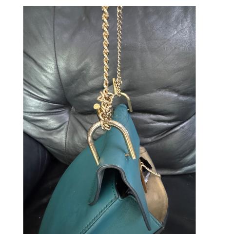 Large Product Preview Image 19