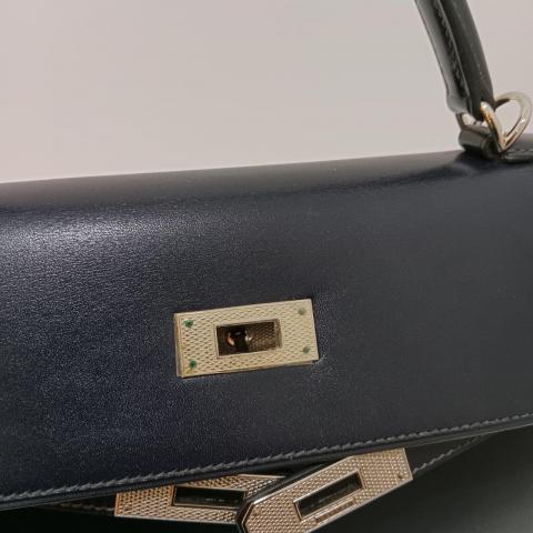Large Product Preview Image 24