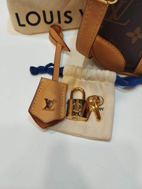 Large Product Preview Image 19