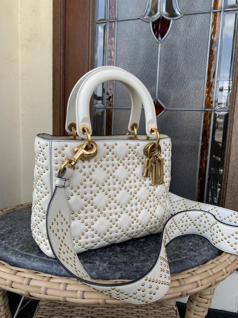 Seller Closet Image