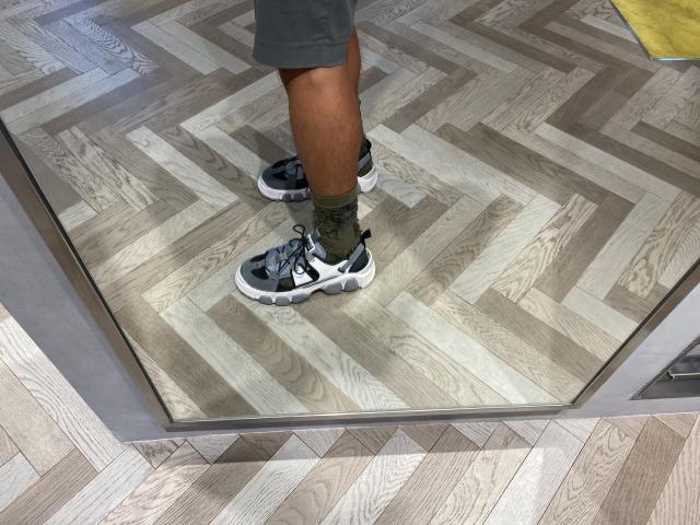 Seller Closet Image