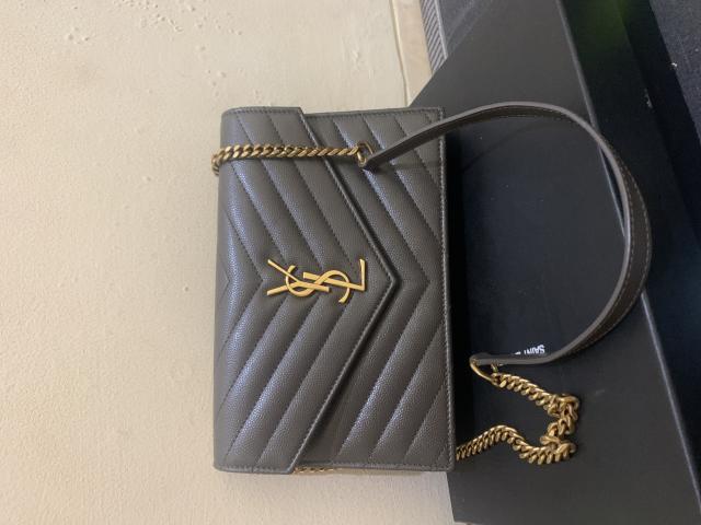 SAINT LAURENT Wallet on Chain 19cm in Pebble Caviar GHW 