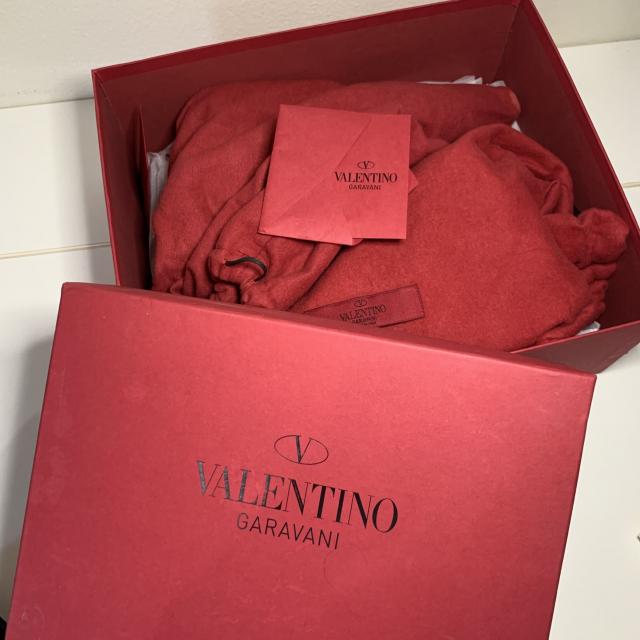 Seller Closet Image