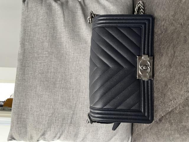 Seller Closet Image