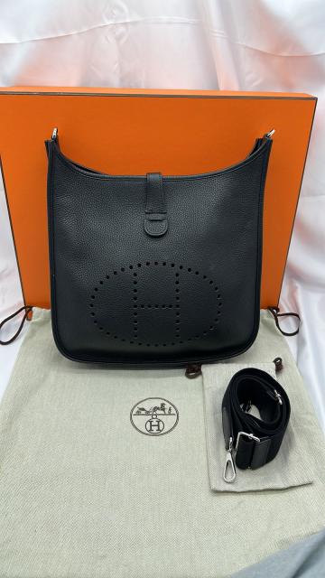Seller Closet Image